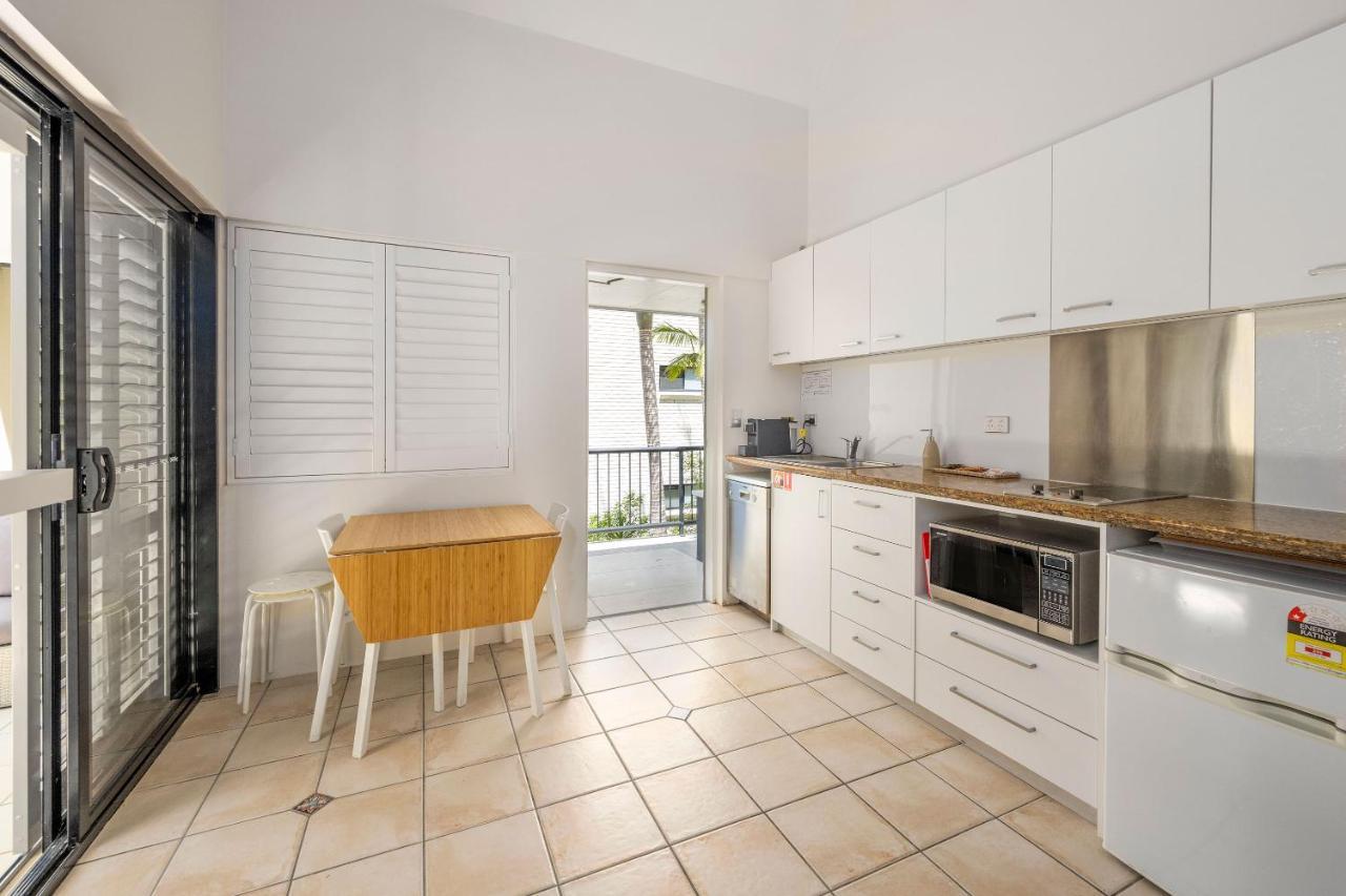 Julians Apartments Byron Bay Esterno foto