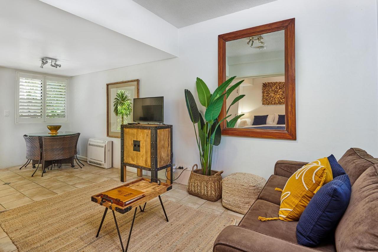 Julians Apartments Byron Bay Esterno foto