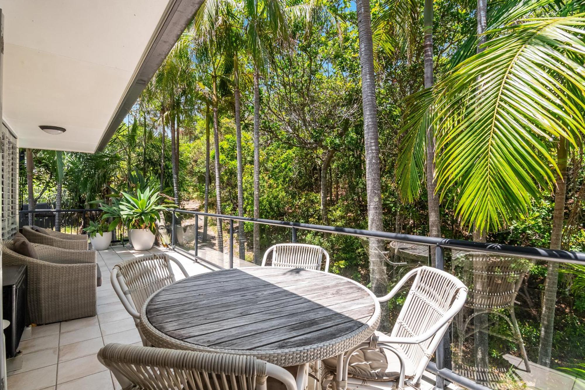 Julians Apartments Byron Bay Esterno foto