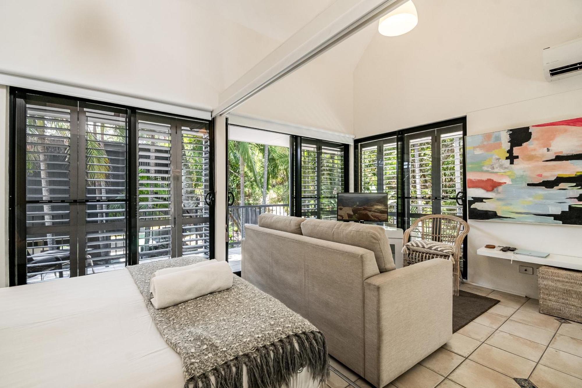 Julians Apartments Byron Bay Esterno foto
