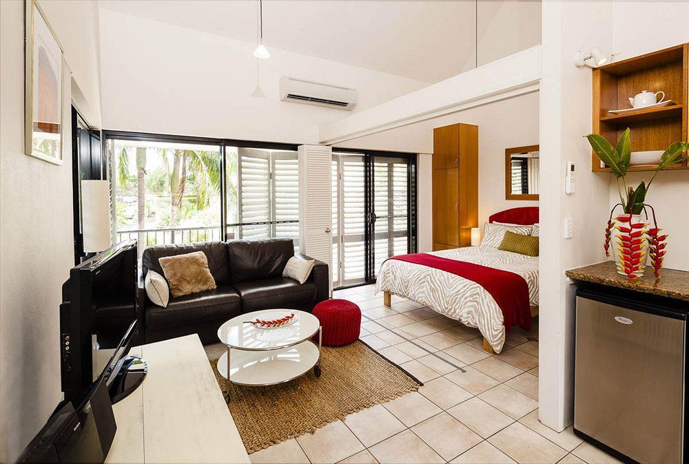 Julians Apartments Byron Bay Esterno foto