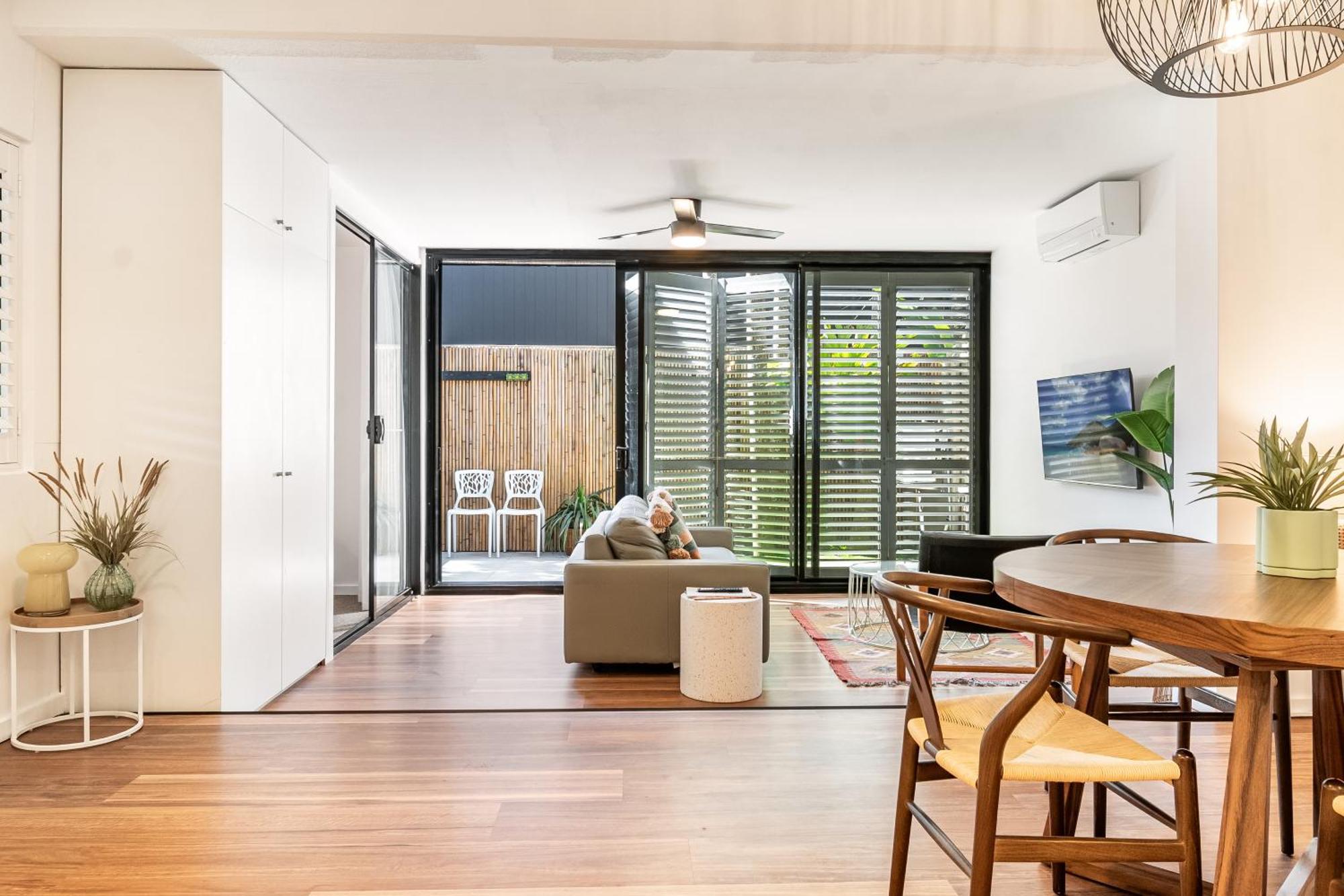 Julians Apartments Byron Bay Esterno foto