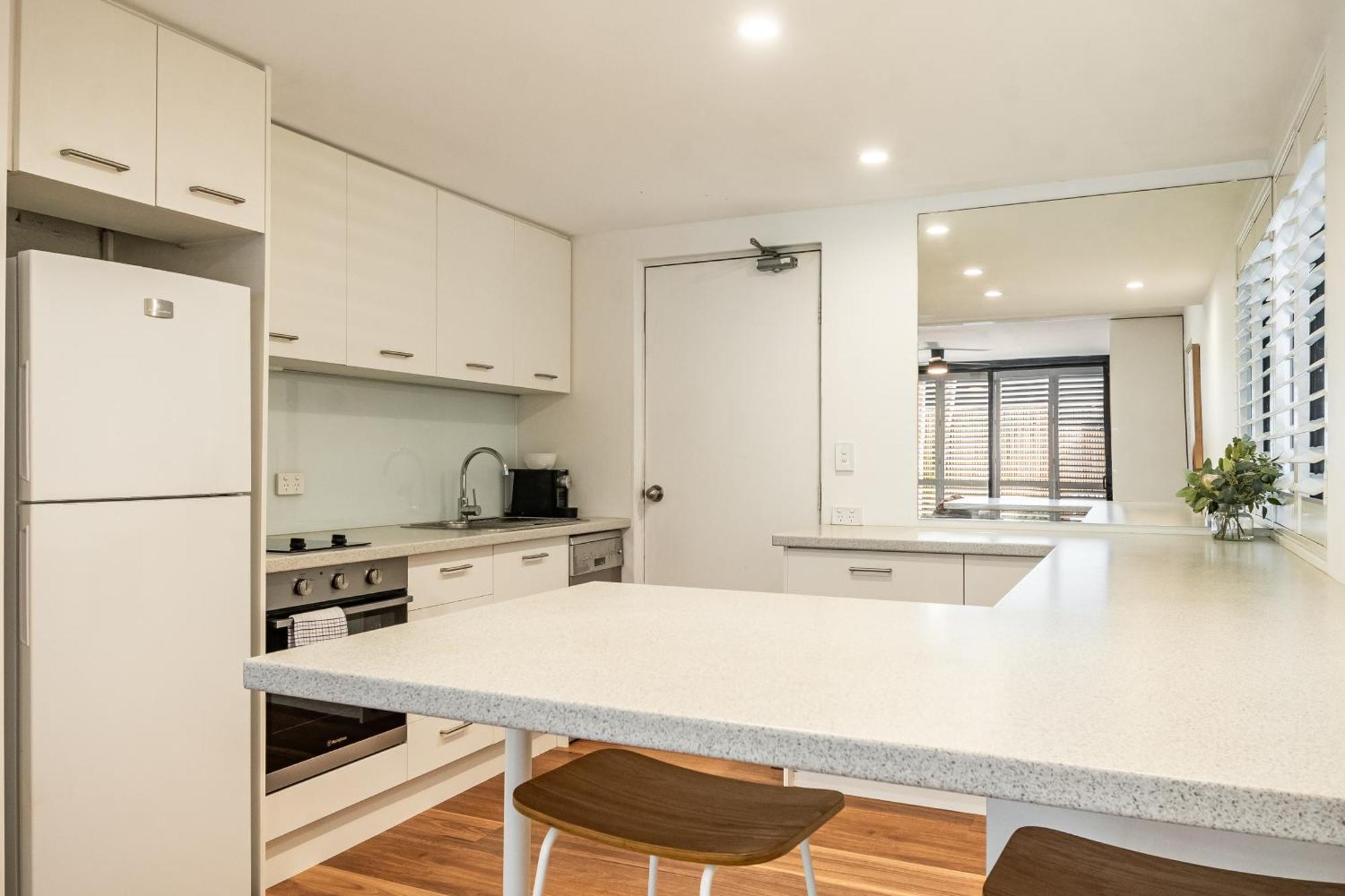Julians Apartments Byron Bay Esterno foto