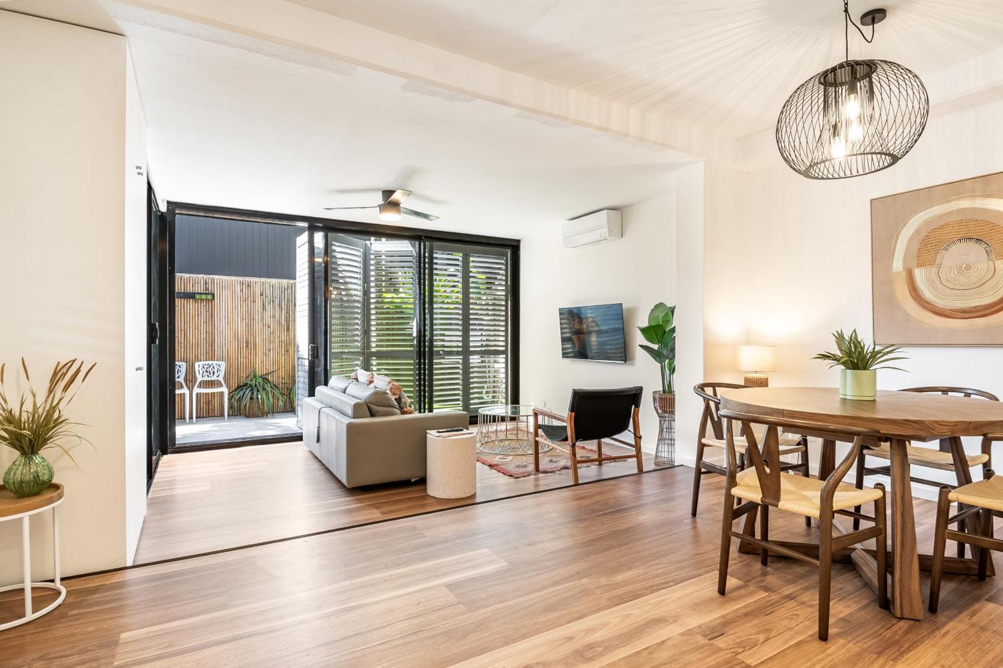 Julians Apartments Byron Bay Esterno foto