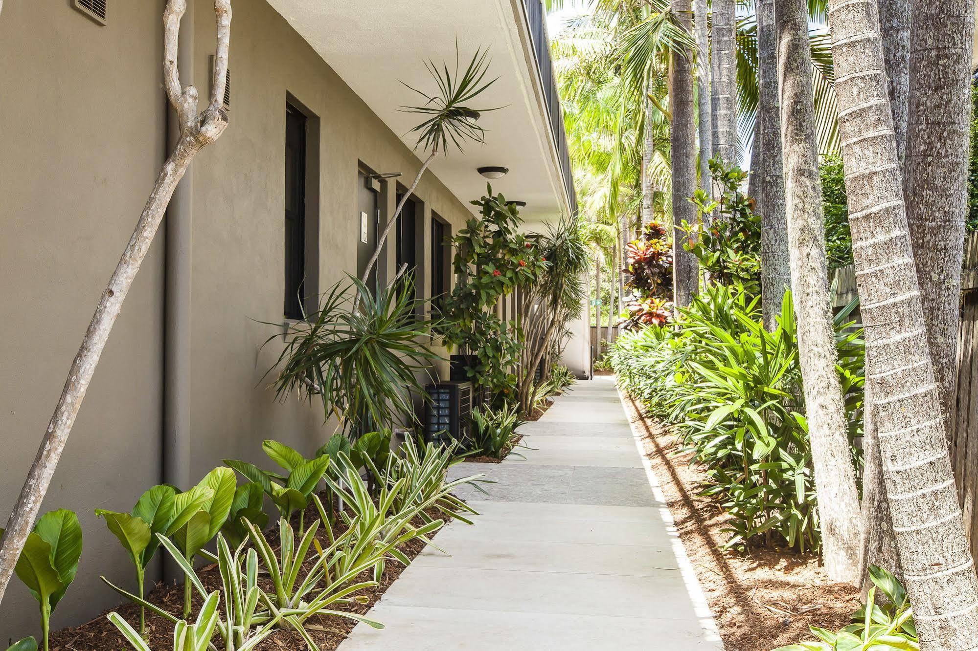 Julians Apartments Byron Bay Esterno foto